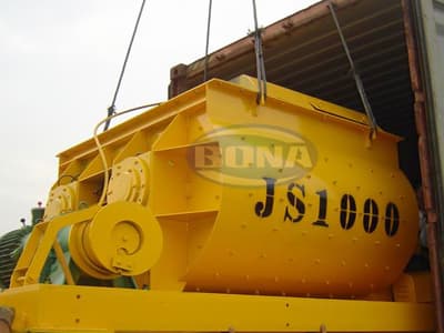 Hydraulic twin shaft concrete mixer features